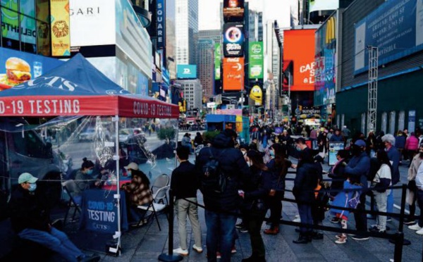 Avec Omicron, New York craint de revivre le cauchemar de 2020