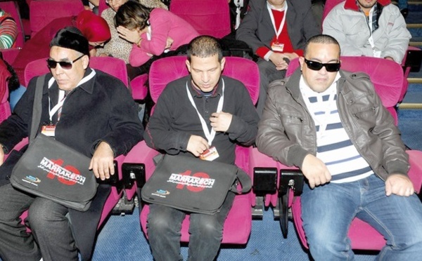 Des malvoyants goûtent au plaisir du cinéma en audiodescription