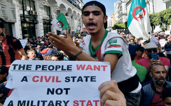 L’art de s’empêtrer entre revers et débâcles