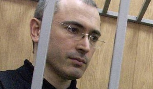 Mikhaïl Khodorkovski quitte la Russie pour l’Allemagne