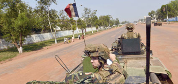 Les pays africains évacuent leurs ressortissants de Centrafrique