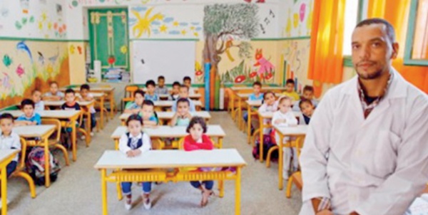 L’ enseignant-accompagnateur pour s ’ occuper de la formation de ses pairs