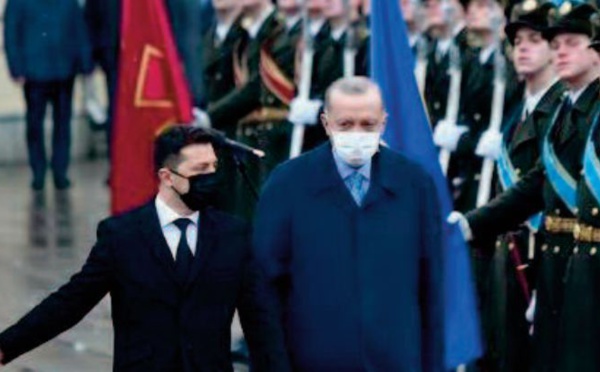 En parallèle d'efforts européens, Erdogan tente une médiation Ukraine-Russie