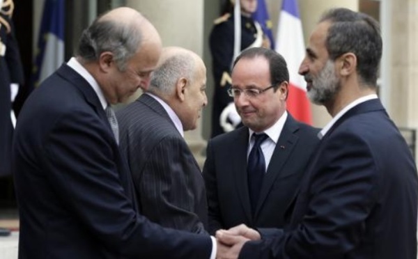 Réunion internationale à Paris avec l'opposition syrienne
