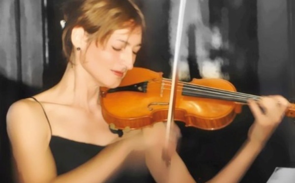 Sara Michieletto joue pour les défavorisés