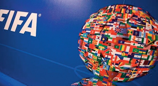 Premières sanctions de la Fifa: Qui menace d'exclure la Russie du Mondial 2022 ?