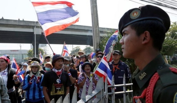 L’opposition maintient la pression sur le gouvernement en Thaïlande