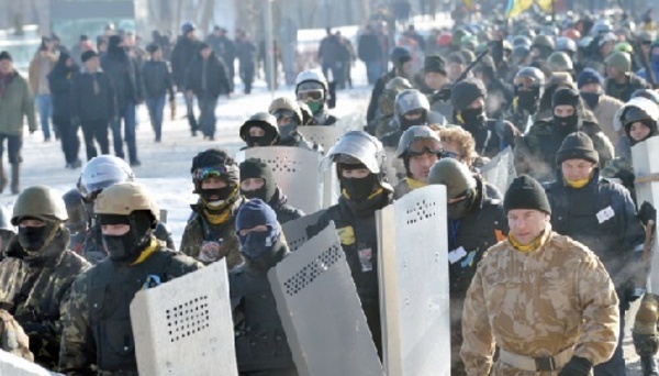 70.000 opposants manifestent dans le centre de Kiev