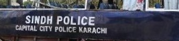 11 policiers tués et 40 blessés dans un attentat à Karachi