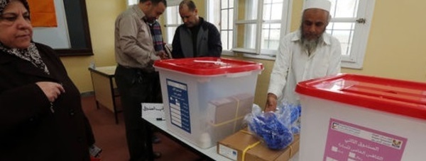 Les Libyens élisent leur Assemblée constituante