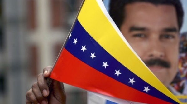 Le président vénézuélien dit préparer un dialogue national