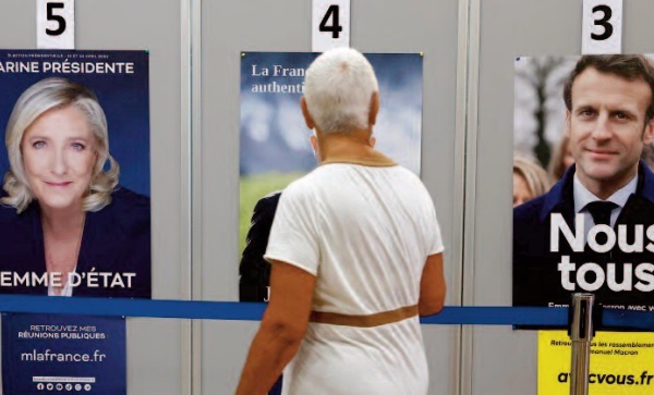 Présidentielle française: Une dure campagne s'ouvre pour Macron et Le Pen