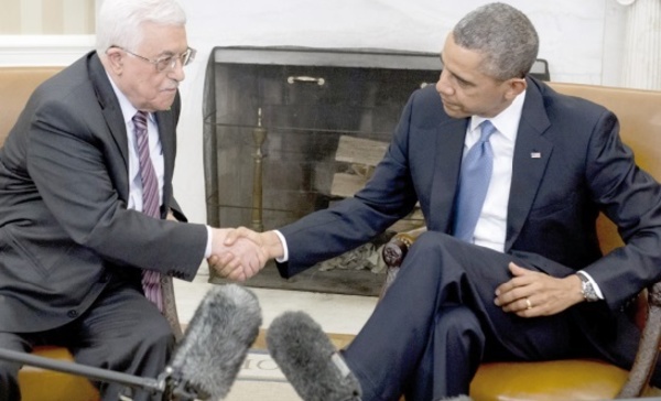 Barack Obama reçoit Mahmoud Abbas et l’exhorte à prendre des risques pour la paix