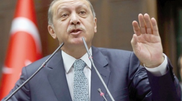 Erdogan déclare la guerre aux internautes