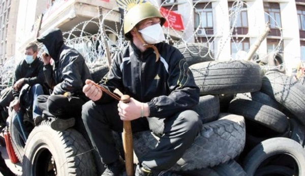 Le face-à-face se poursuit en Ukraine