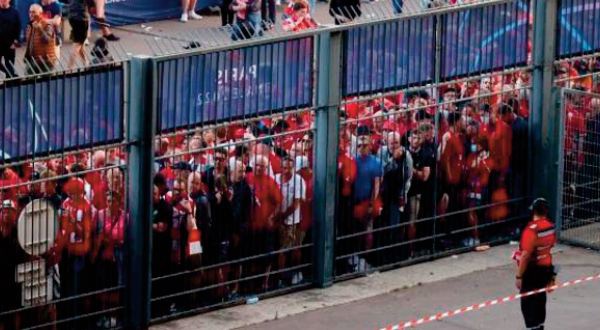 Le ministre français de l'Intérieur présente ses excuses aux supporters de Liverpool