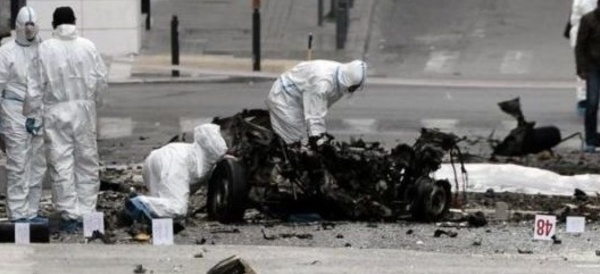 Attentat devant  la Banque centrale grecque à Athènes