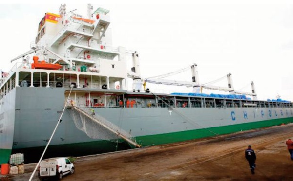 Arrivée au port de Casablanca du bateau transportant les modules de l' unité industrielle de fabrication de vaccins de Benslimane