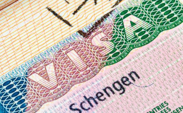 Les pays Schengen se passent le mot pour rendre l’aberration plus aberrante