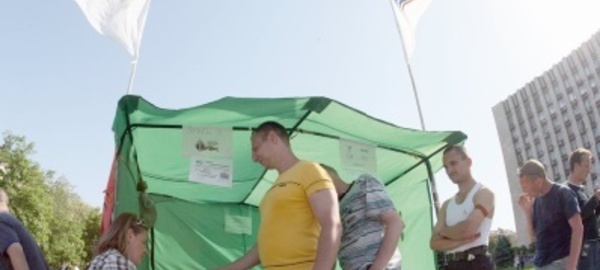 Moscou temporise avant  les élections du 25 mai