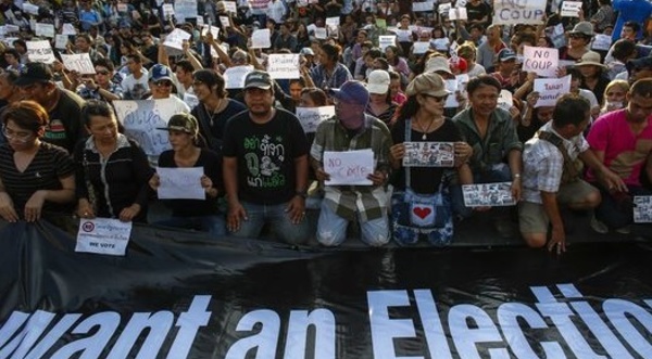 Des manifestations à Bangkok contre le coup d’Etat