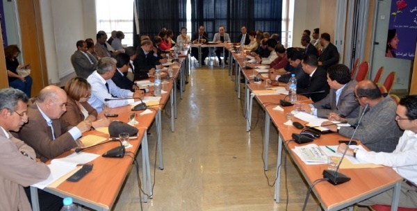 Driss Lachguar donne le coup d’envoi des  travaux de la Commission chargée d’appuyer l’action des Groupes socialistes au Parlement