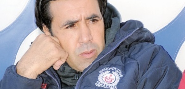 Hicham Dmii rempile pour trois saisons avec le Kawkab