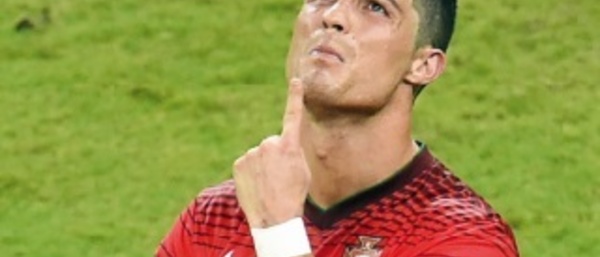 Cristiano Ronaldo: un éclair évite l'orage