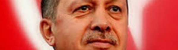 Un logo de la campagne  présidentielle de Recep Tayyip  Erdogan sujet à controverse