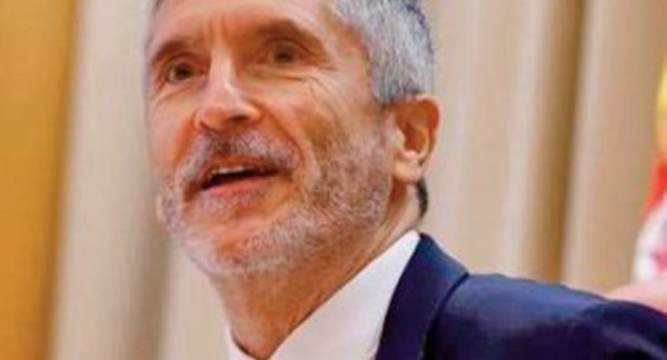 Fernando Grande-Marlaska : Nous travaillons avec le gouvernement marocain pour prévenir et démanteler les organisations qui pratiquent la traite des êtres humains