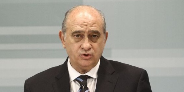 Le ministre espagnol de l’Intérieur défend les barbelés des présides