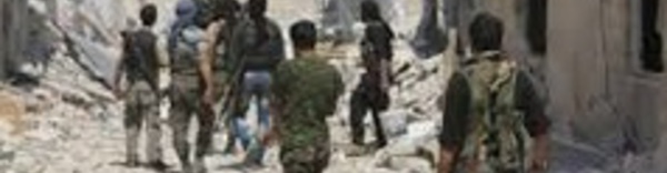 Le régime syrien intensifie ses raids sur Alep