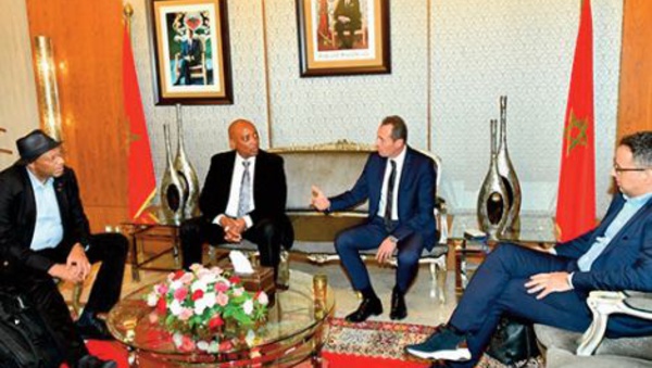 Le président de la CAF enthousiaste de recevoir les demandes des pays intéressés et accueille favorablement la présentation par le Maroc de sa demande