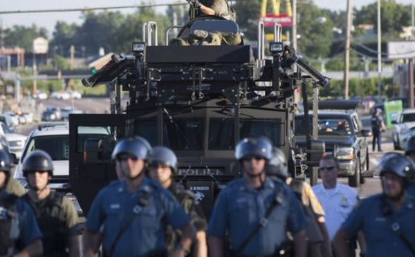 La mort de Michael Brown ravive le spectre des émeutes raciales aux Etats-Unis