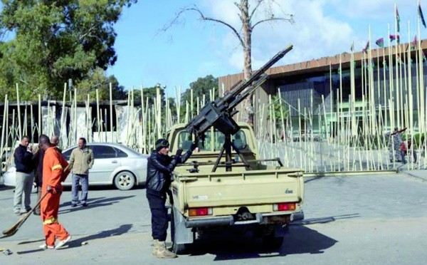 Les combats se rapprochent dangereusement du consulat général du Maroc à Tripoli