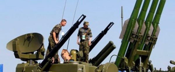 Nouveaux combats près de la frontière russe  au Sud de Donetsk
