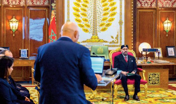 S.M le Roi préside la cérémonie de présentation du nouveau programme d’investissement vert du groupe OCP et de signature du protocole d’ accord entre le gouvernement et l’OCP relatif à ce programme