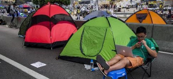 Les étudiants de Hong Kong refusent de battre en retraite