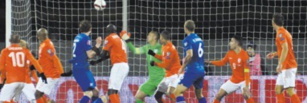 Les Pays-Bas coulent en Islande