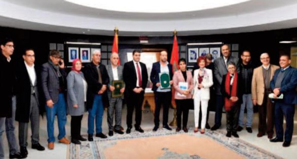 Convention sociale portant augmentation du salaire des journalistes et des employés des entreprises médiatiques