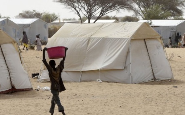 MSF dénonce l'abandon de milliers de migrants expulsés par l'Algérie dans le nord du Niger 