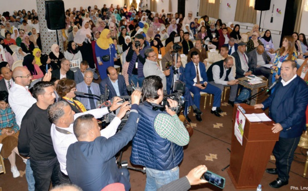 Opposition et majorité appelées à ouvrir un véritable débat sur les réformes concernant la famille, la femme et la parité