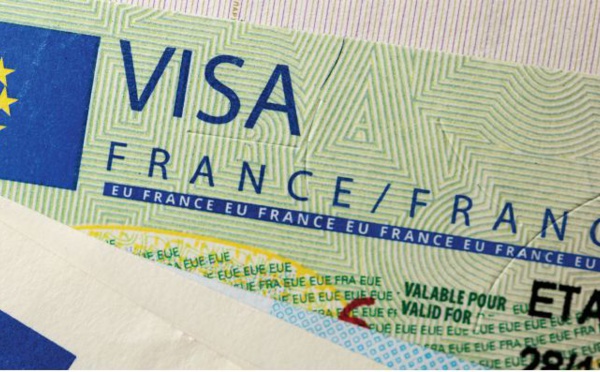 Stand-by de quatre jours pour des visas délivrés au compte-gouttes