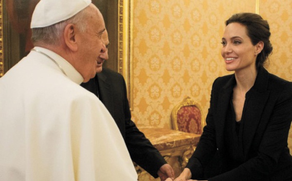 Jolie et le pape : la rencontre