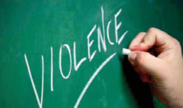 Rapport du CSEFRS sur la violence en milieu scolaire