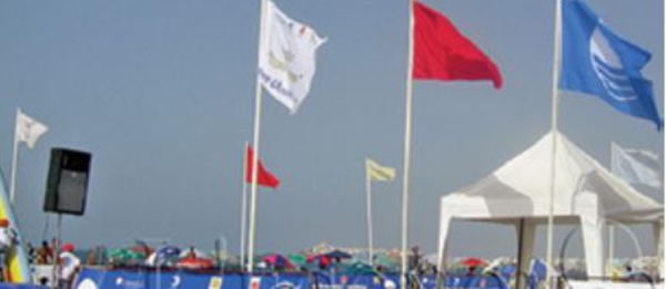 La plage de Bouznika hisse le Pavillon Bleu pour la 17ème année consécutive