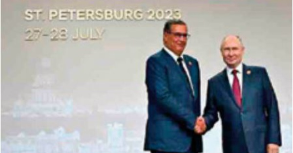 Le chef du gouvernement représente SM le Roi au 2ème Sommet Russie-Afrique