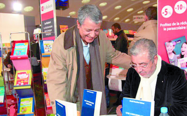 XXIème Salon du livre : Khalil Hachimi Idrissi signe «Une conversation marocaine»