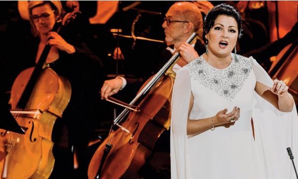 Prague annule un concert de la soprano russe Netrebko à cause de la guerre de l’Ukraine