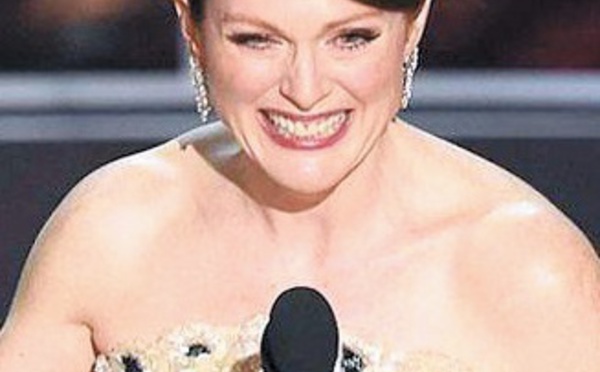 ​Julianne Moore remporte l’Oscar de la meilleure actrice